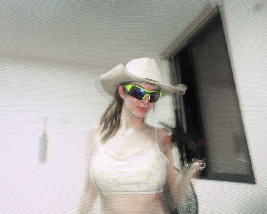 Lana Banana, foto 2 de 23